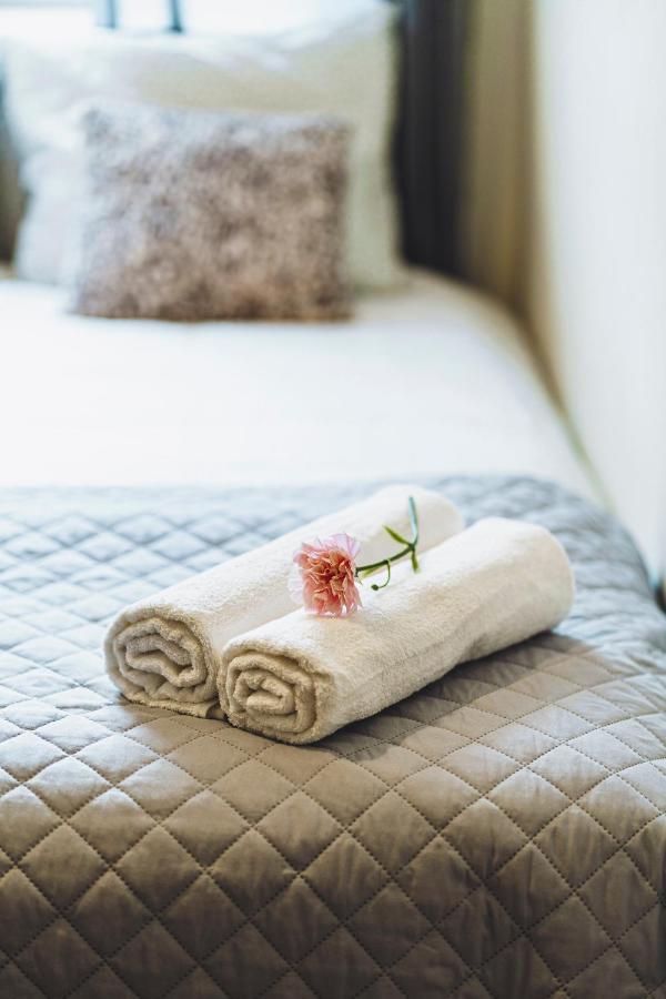 Apartament Niecala Prince Deluxe ลูบลิน ภายนอก รูปภาพ
